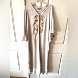 large Ight Grey- Kaftan with Gold Embroidery, EXCELLENT Condition Worn 3 Times